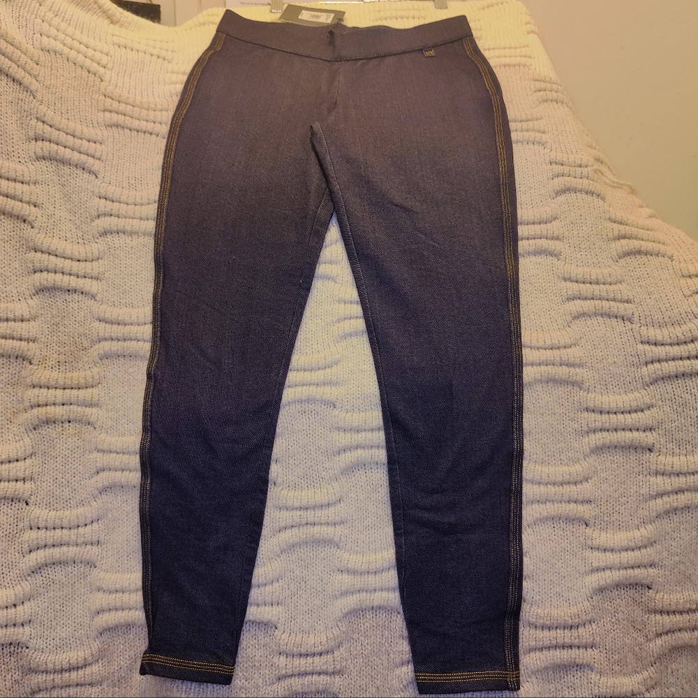 Armani Exchange jeans/ leggings/ jeggings Size M